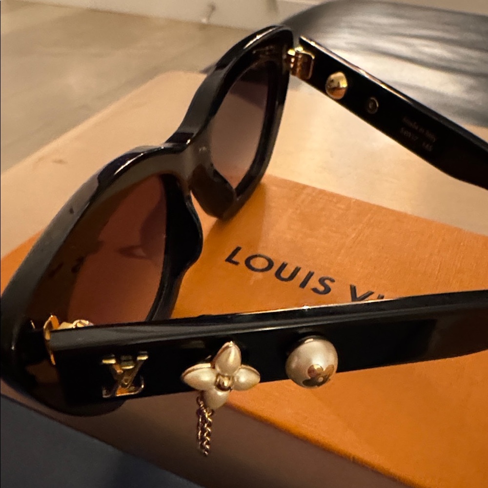 Louis Vuitton Black Sunglasses with Gold Details